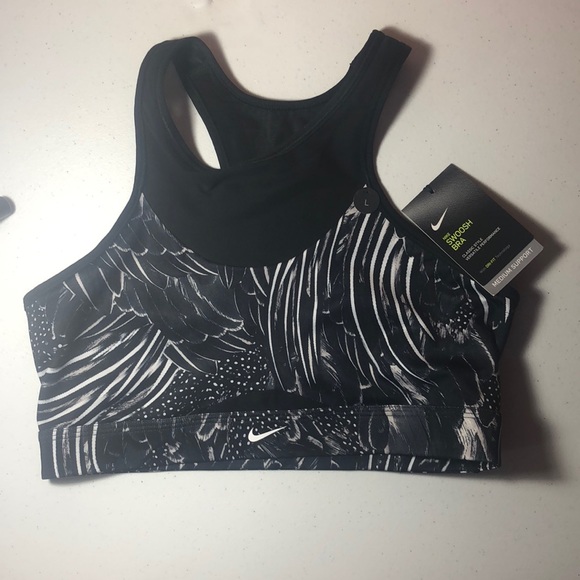 Nike Other - NWT Nike Swoosh medium support bra size L
